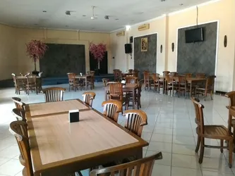 Daftar 6 restoran prasmanan di Balas klumprik Surabaya