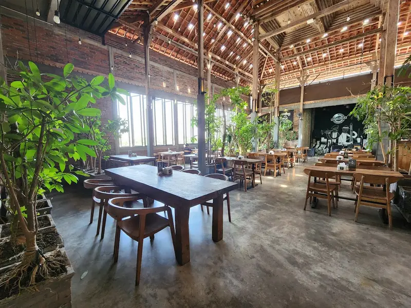 Republika Cafe & Resto