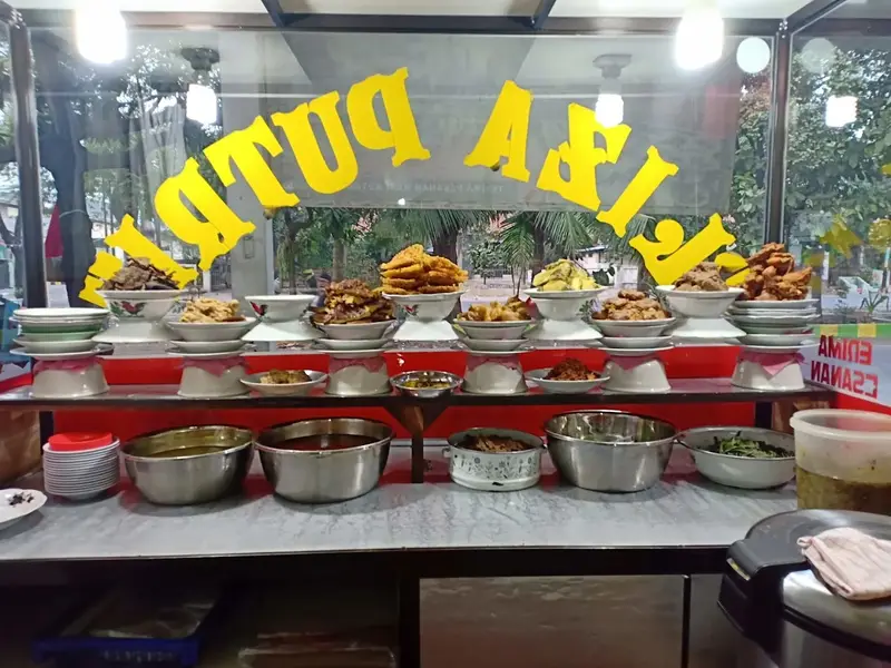 RM Padang Liza Putri