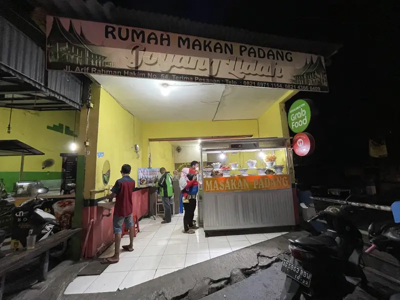 Rumah Makan Goyang Lidah