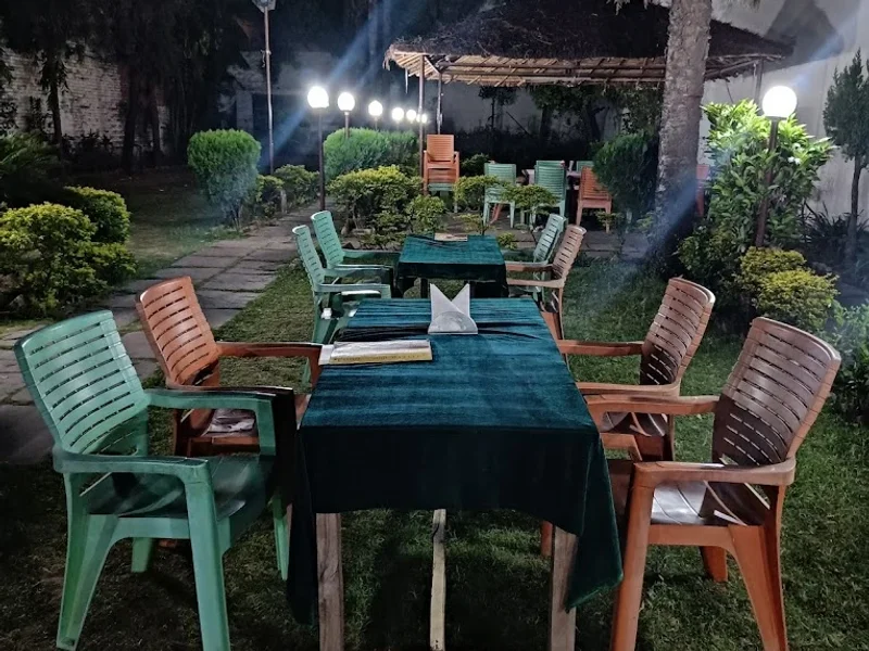 Fun N Food Restaurant