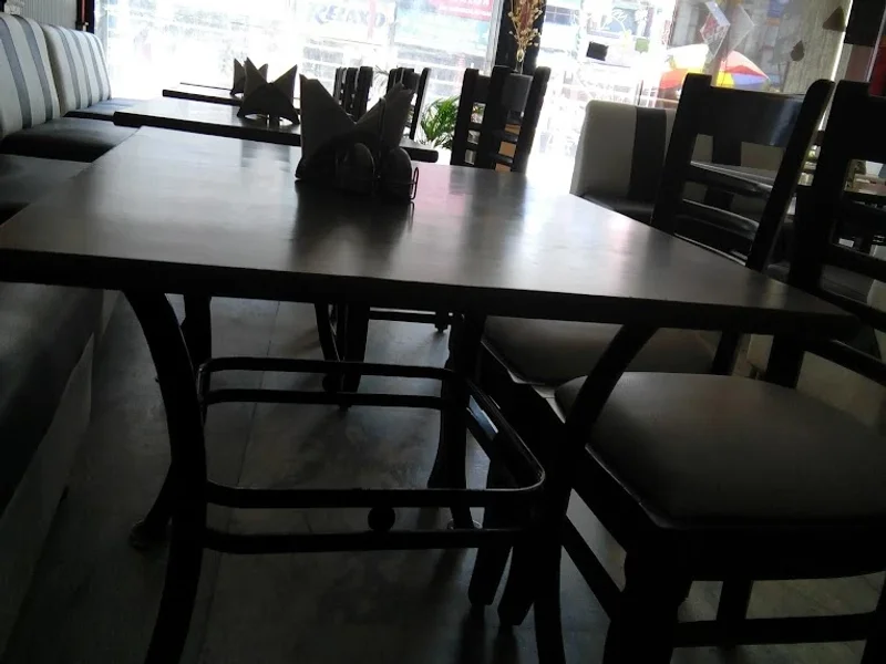 Fun N Food Restaurant