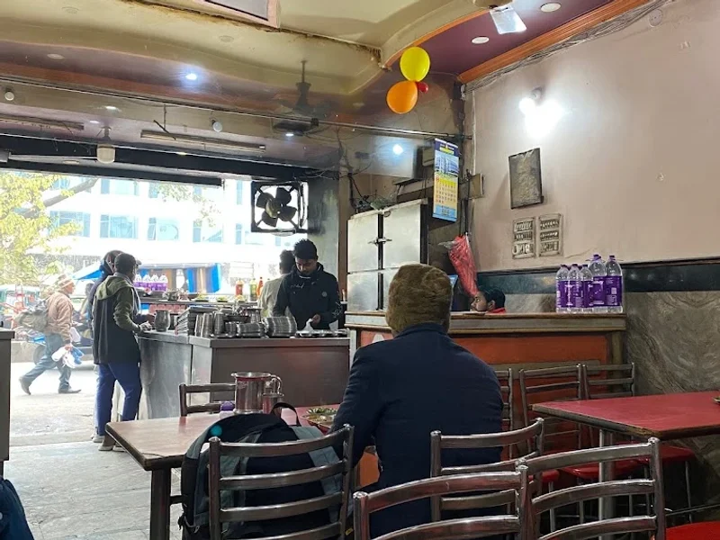 Jyoti Vaishnav Bhojnalaya