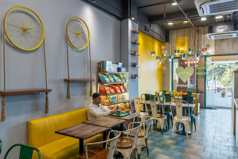 Chaayos Cafe at Netaji Subhash Place