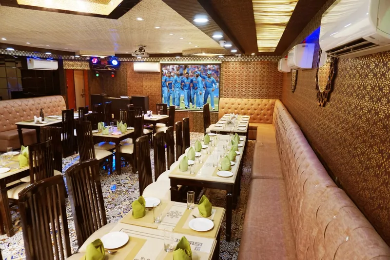 Green Vatika Restaurant & Lounge - Best bar and restaurant in rohini For chinese restaurant, Family restaurant, Veg, Non Veg