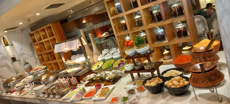 Paatra - Best 5 Star Buffet Dinner in Delhi