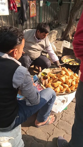 Bread pakoda stall