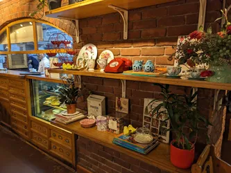 Top 12 pet friendly cafes in Chanakyapuri New Delhi