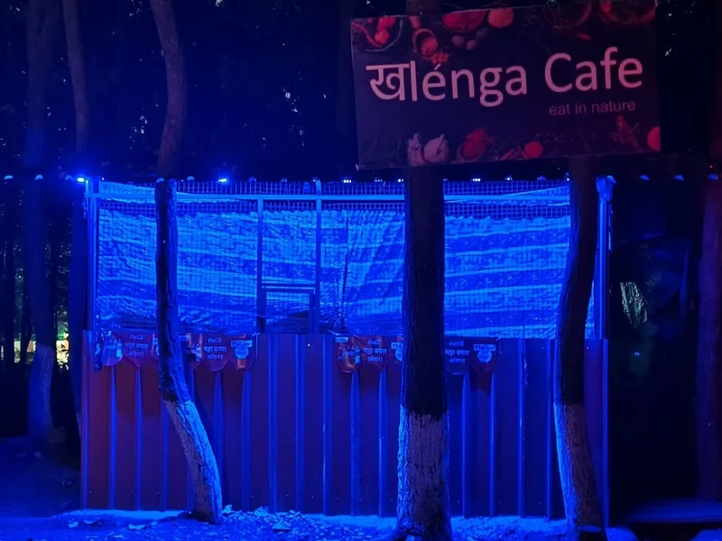Khalanga cafe