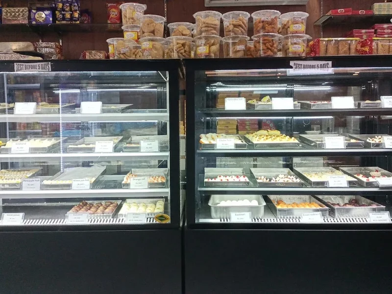 MotaShow Sweets & Vegetarian Restaurant