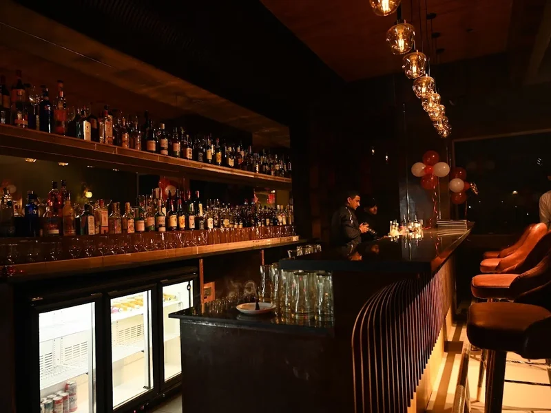 FILLBERTO | Best Bar & Restaurant | Night Club | Sky Bar