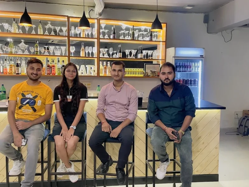 Uncle m Hungry Bar & Kitchen