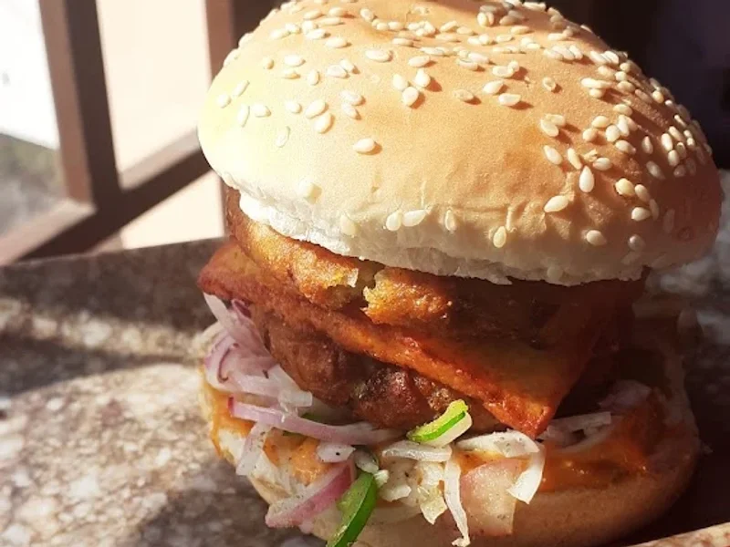 The Royal Cafe & Restro