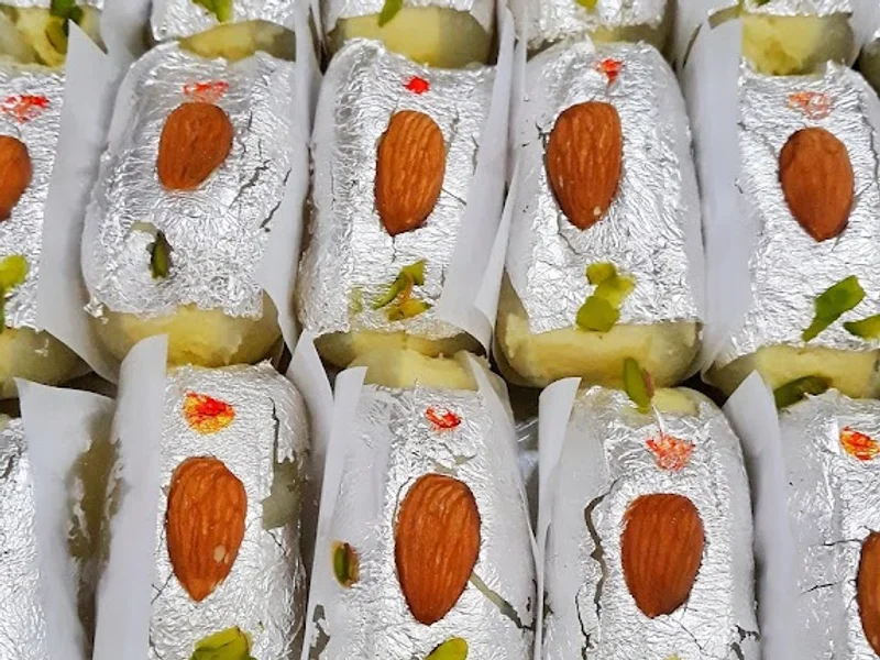 Shri Bikaner Sweets And Restaurant