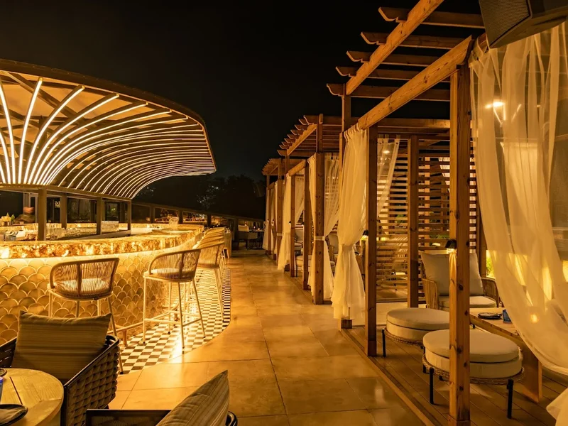 Farzi Café | Awarded - Best Rooftop Kitchen & Bar