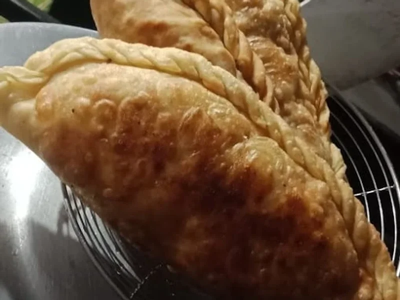 TPU FAST FOOD/The Safle Station