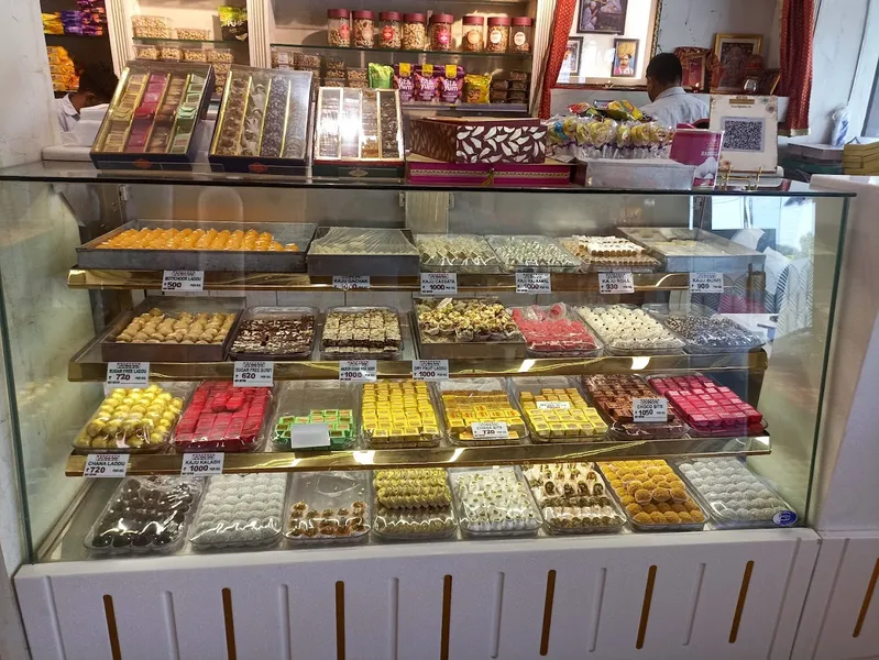 Shri Bikaner Sweets