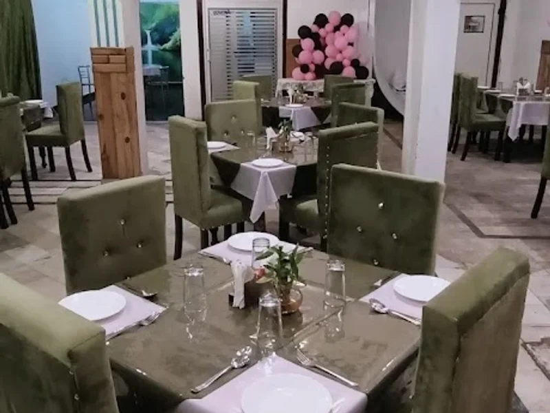 PARK VIEW FAMILY RESTAURANT | RESTAURANT IN KASHIPUR