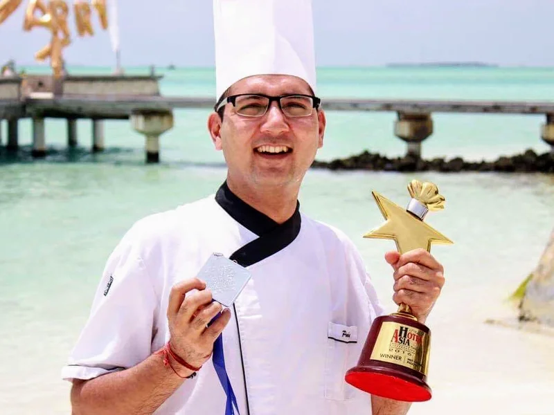 Vj's giardino by the Ganges