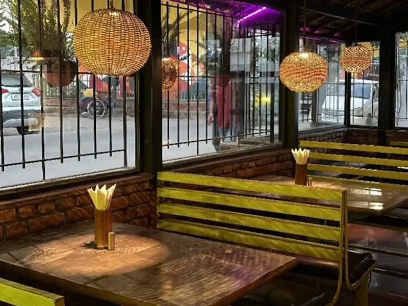 Bawarchi Restaurant | Fine-Dine Restaurant in ISBT