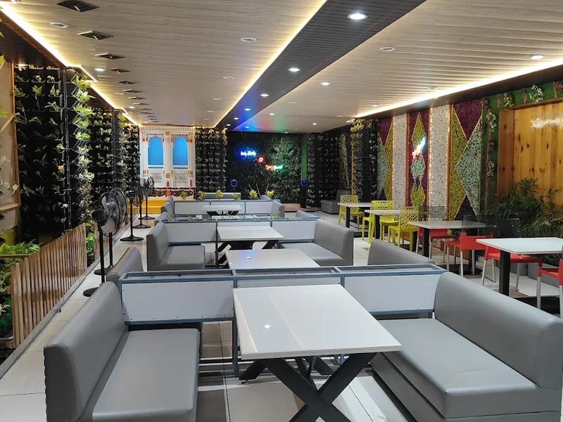 Spice Garden - Multicusine Cafe and Restaurant