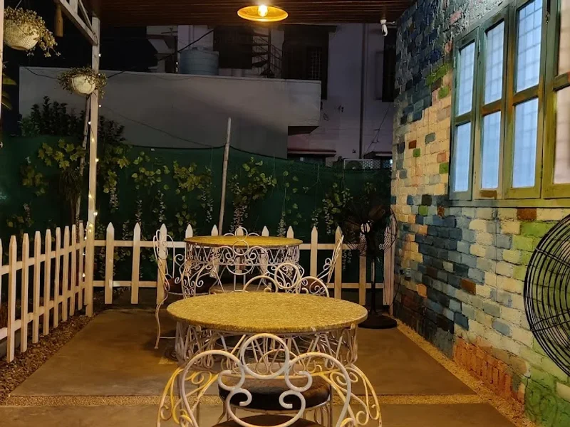 Al Fresco Open Air Café by ATSB