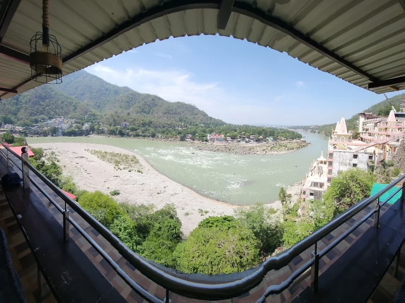 तात कैफे