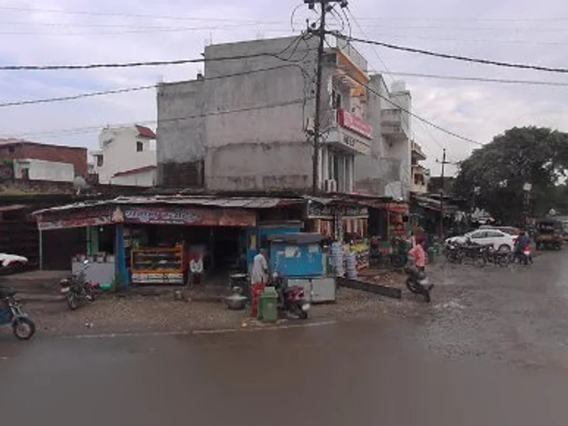 satadard fast food sitargaunj