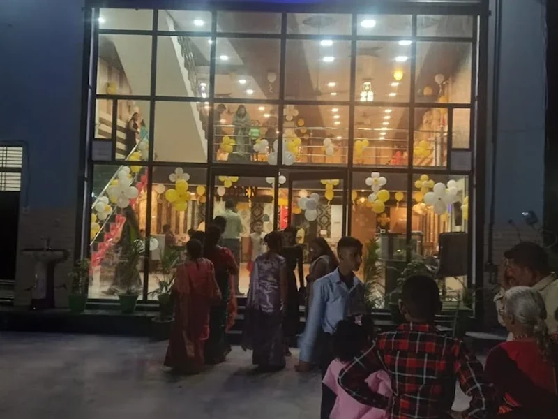 SEVEN BITES RESTAURANT