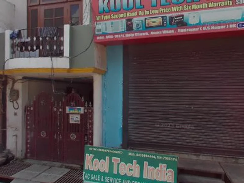 UK06 CAFE & RESTAURANT