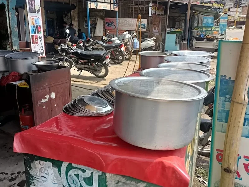 New Khwaja Hotel Sitarganj