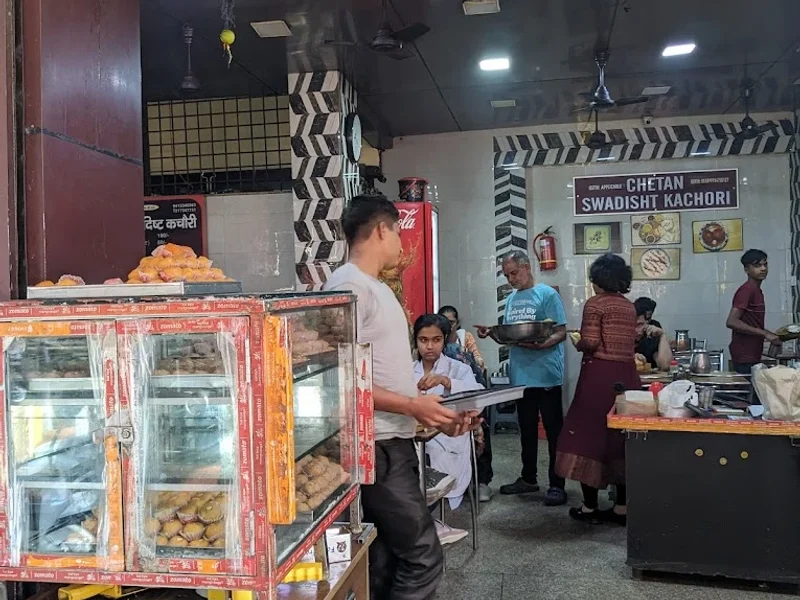 Chetan Swadisht Kachori