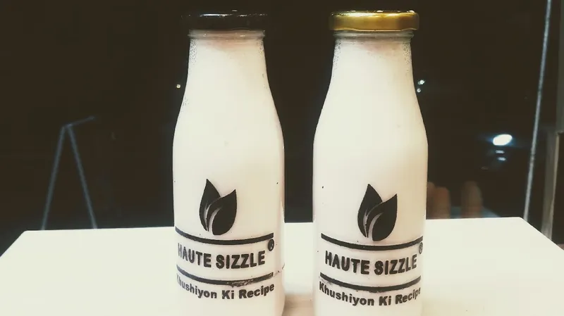 Haute Sizzle Cafe - Best Milk Shake Ice Cream Tea Coffee Shop in Dehradun