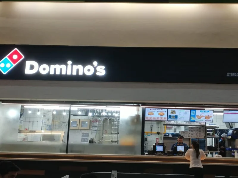 Domino's Pizza - Jakhan