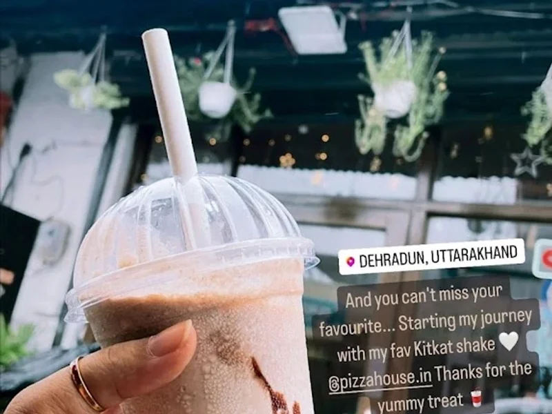 Pizza House Cafẽ Dehradun