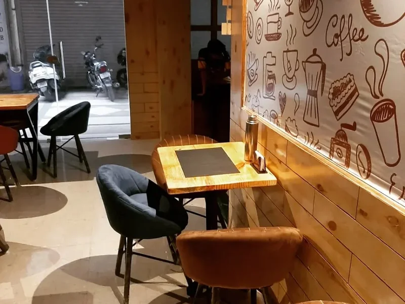 Hungry Bird Cafe Rishikesh