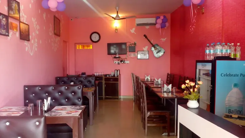 Aarna Family Restaurant & Caterers - Home Delivery Restaurant in Dehradun