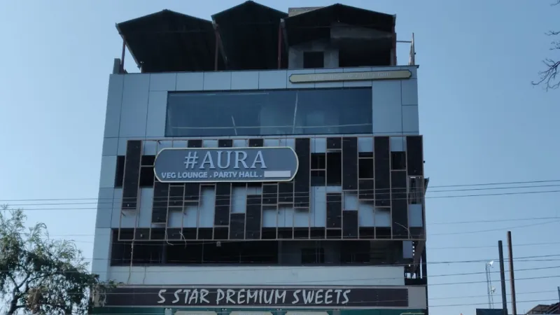 Five Star Premium - Aura Restaurant