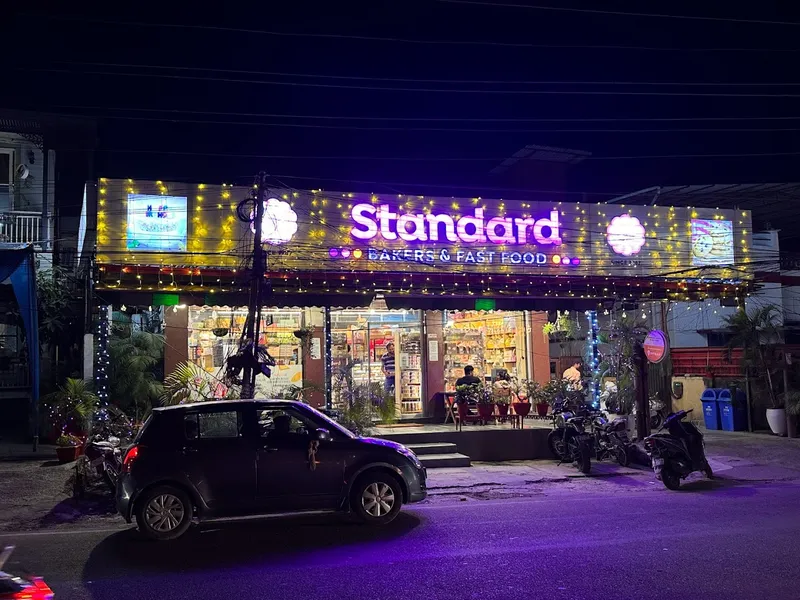 Standard Bakers & Fast Food Rajender Nagar