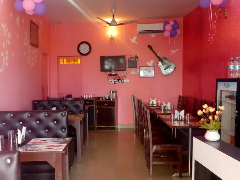 Aarna Family Restaurant & Caterers - Home Delivery Restaurant in Dehradun