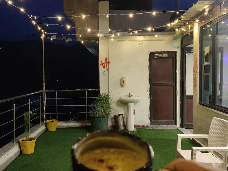 Zostel Rishikesh (Tapovan)