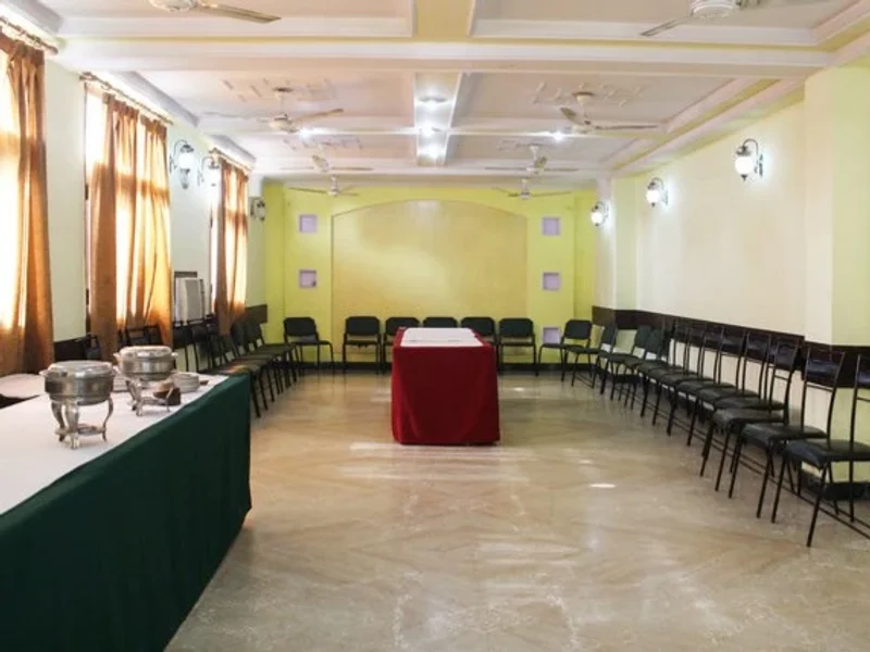 OYO 4114 Hotel Premdeep