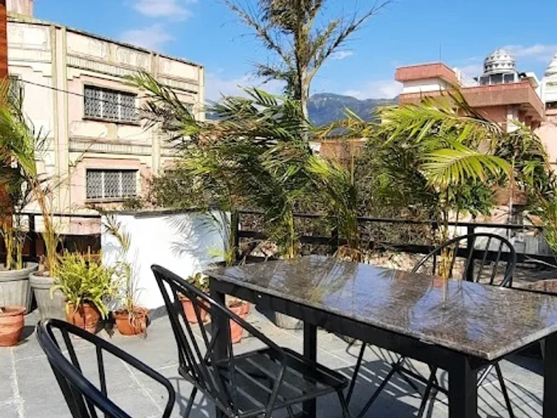 Meeram Ganga - A boutique homestay by the Ganges