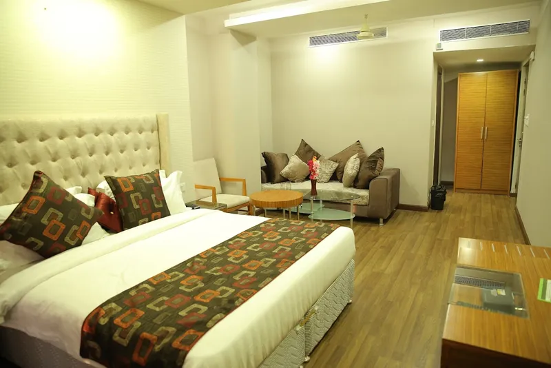 Hotel Sv Kashipur