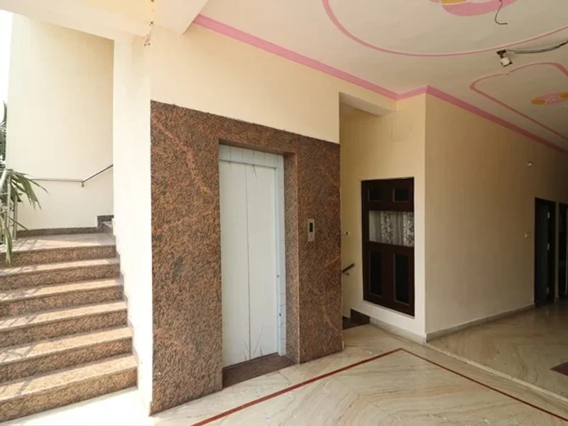 SPOT ON14161 Hotel Asdr