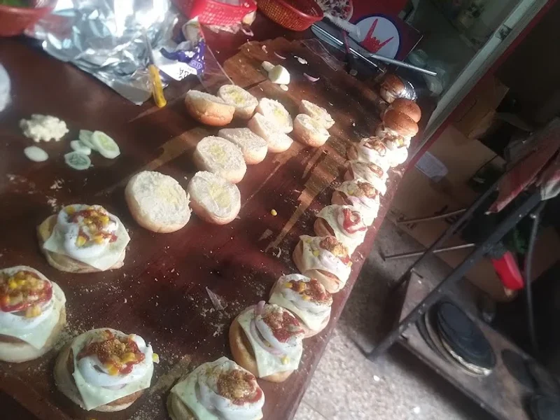 Siddharth Pizaa swag