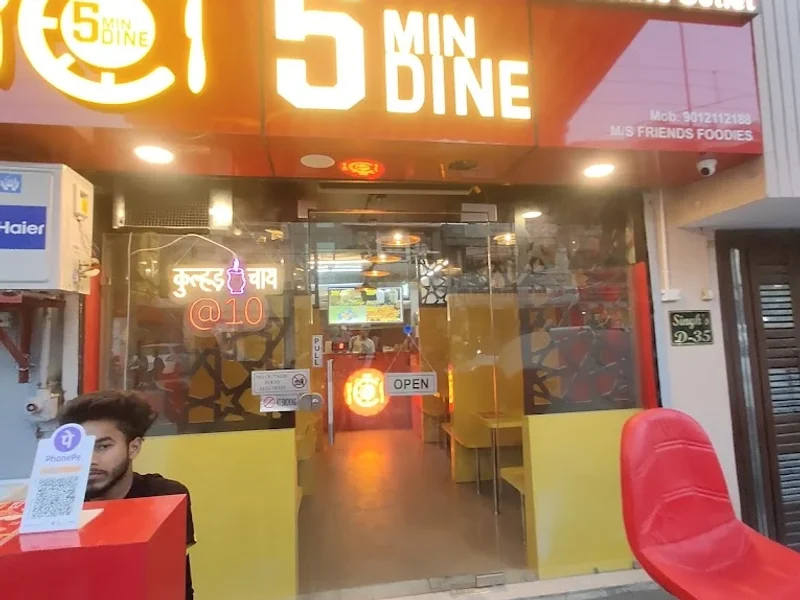 5 Min Dine Shivalik Nagar
