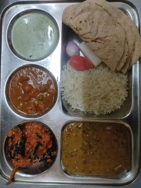 Dilliwasi Foodcourt