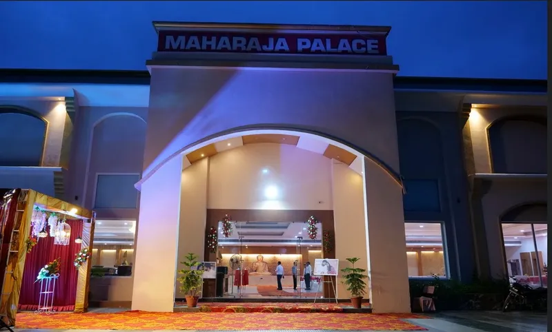 Maharaja Hotel & Restaurant ( PALACE )