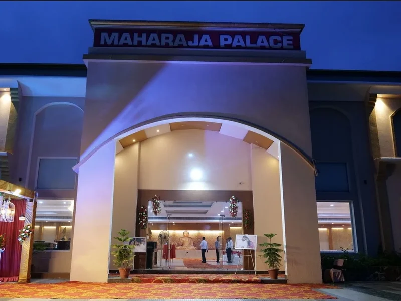 Maharaja Hotel & Restaurant ( PALACE )